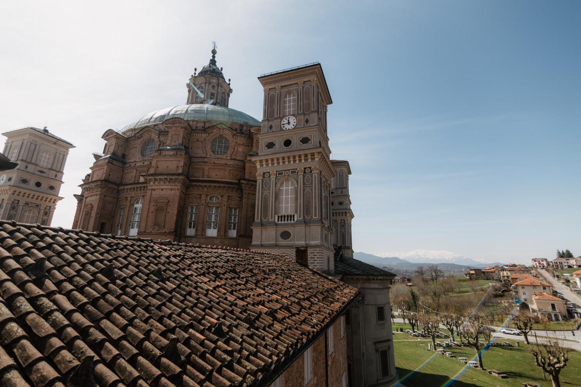 Casa Regina Montis Regalis Hotel Vicoforte Exterior photo